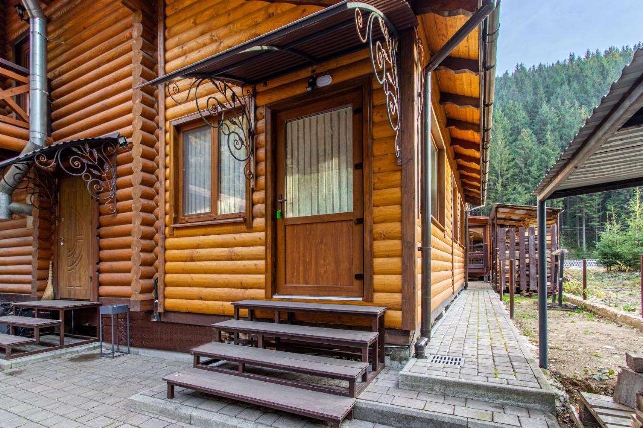 Arnika Hotel Bukovel Exterior foto